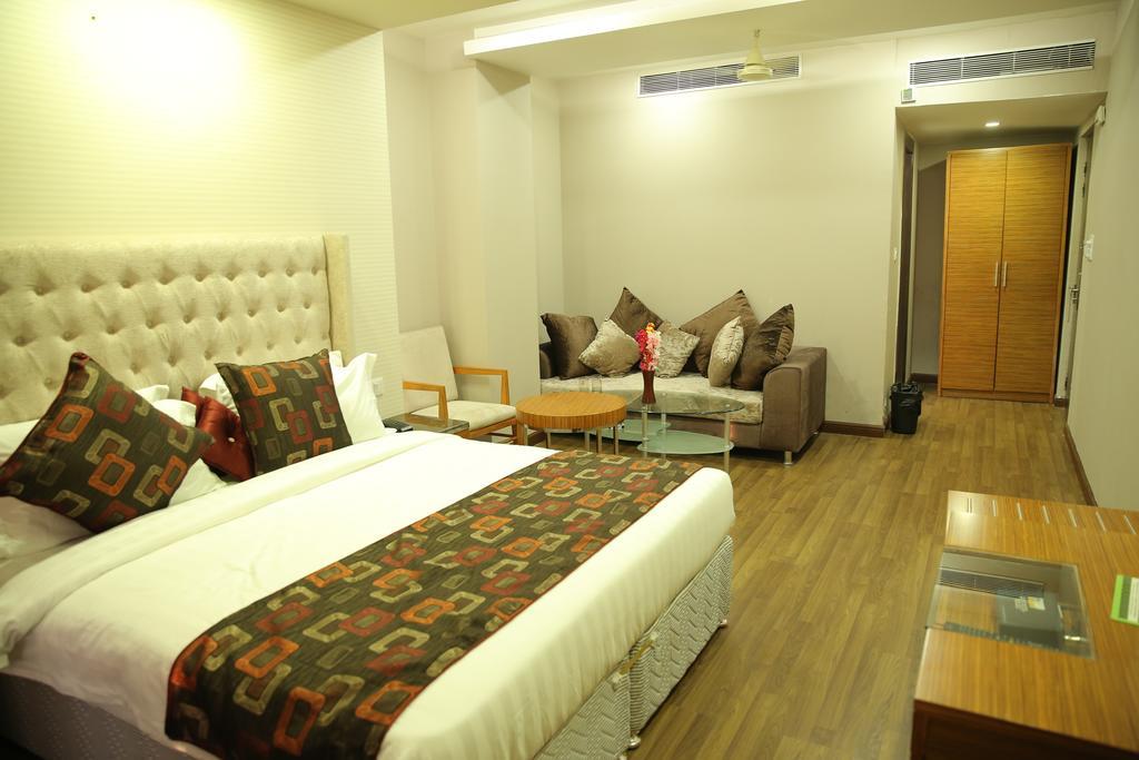 Hotel Sv Kashipur Exterior foto